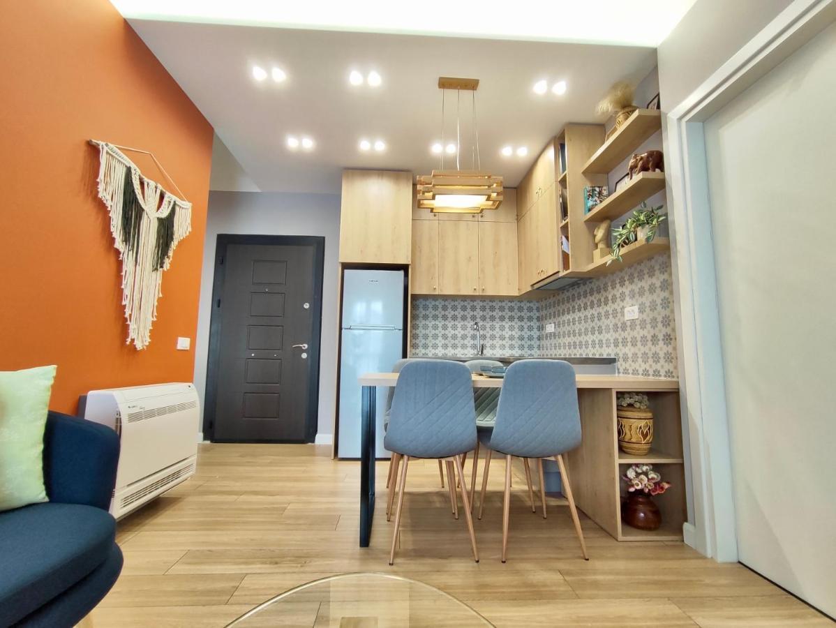 Modern Style 2br-apt - 10min To Skanderbeg Square * Tirana