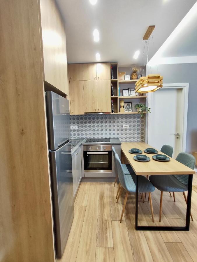 Modern Style 2br-apt - 10min To Skanderbeg Square